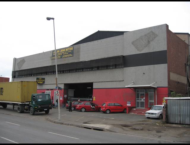 7,677M² WAREHOUSE TO LET IN BLUFF